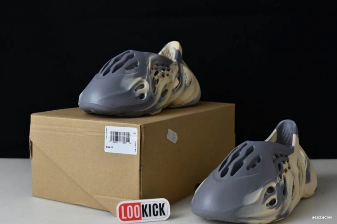 RNNR Yeezy GV7904 Foam Moon Adidas Gray MXT 0812